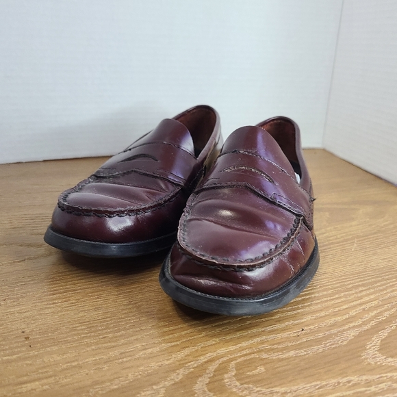 G.H. Bass Larson Weejuns Styled Dress Shoes, Size: 4, Color: Burgundy - Picture 2 of 14